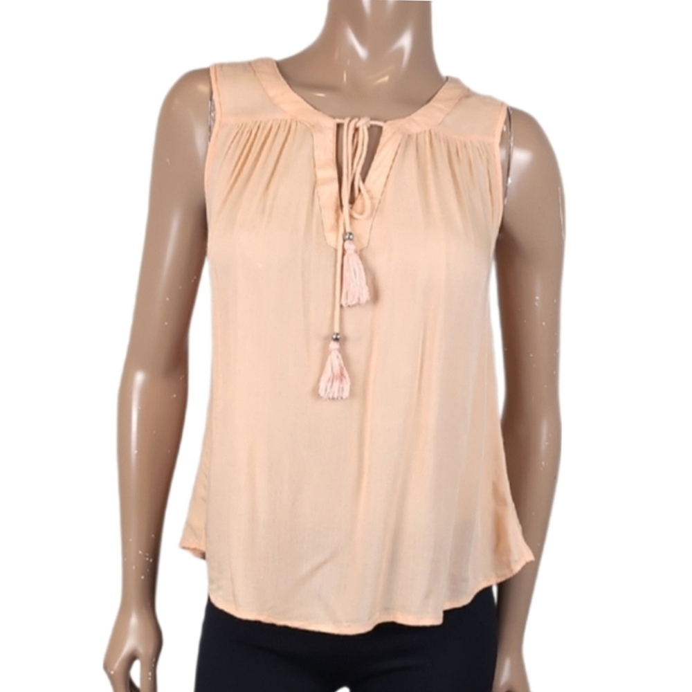 Guilty Peach Sleeveless Top Tassel Tie Keyhole Cut Out Pleated Flowy Size Small